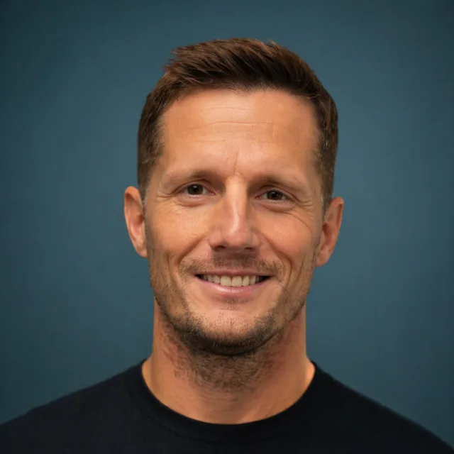 Foto de Víctor Serrán, entrenador personal en Online